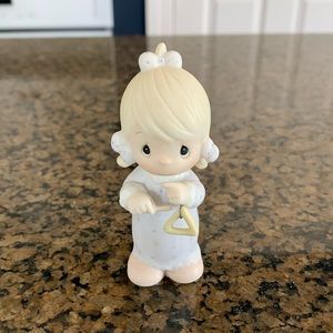 Precious moments “There’s a song in my Heart” figurine